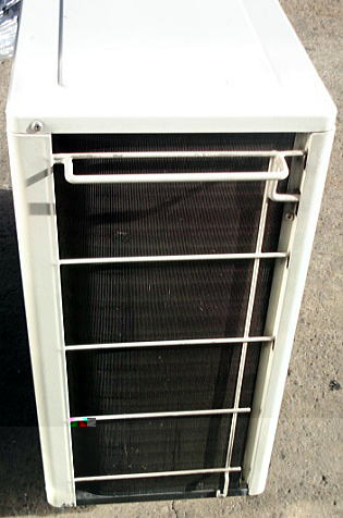 プレハブ冷凍庫　室外機